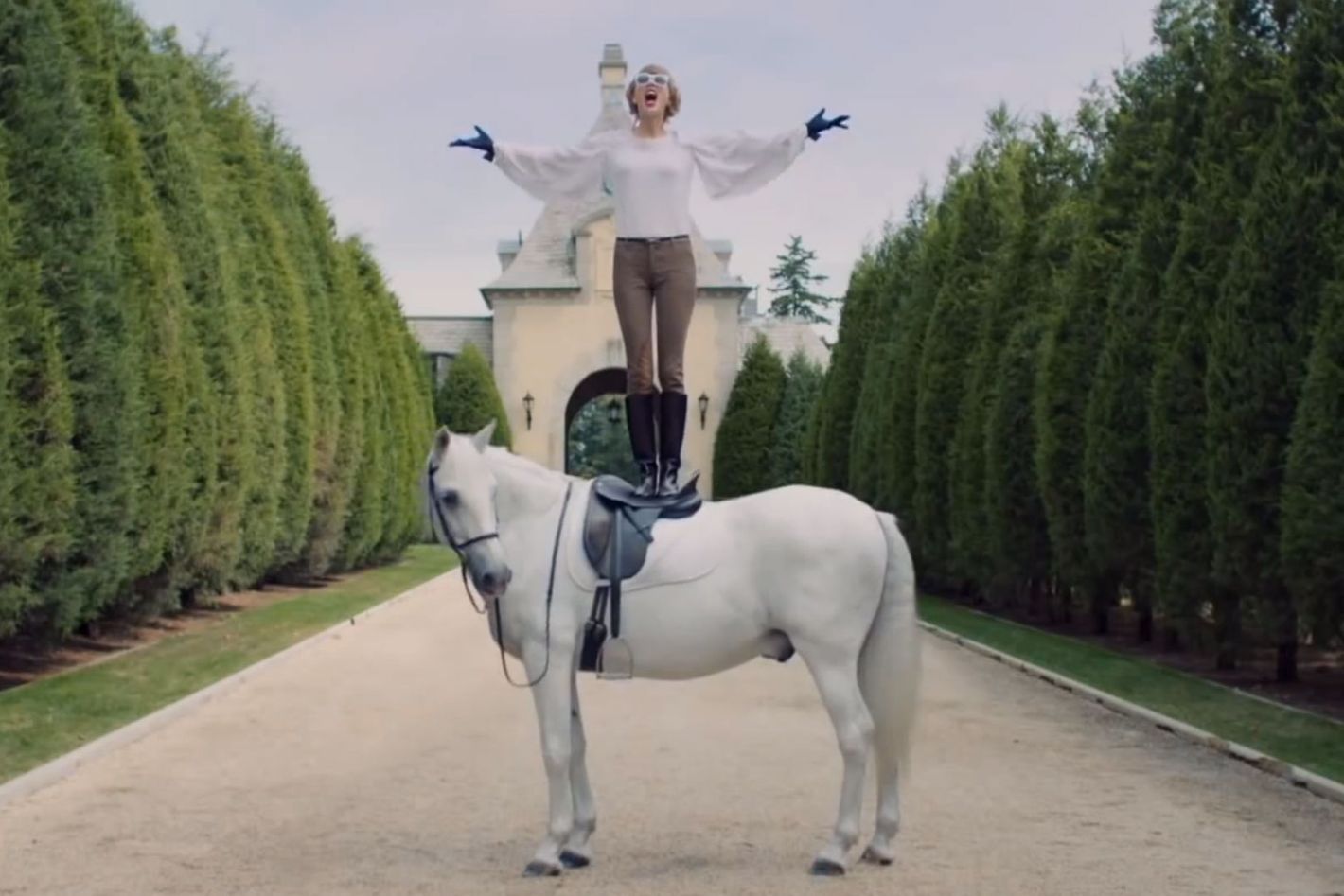 Here Is Everything You Could Possibly Want to Know About the Beautiful Horses in Taylor Swift's 'Blank Space' Video