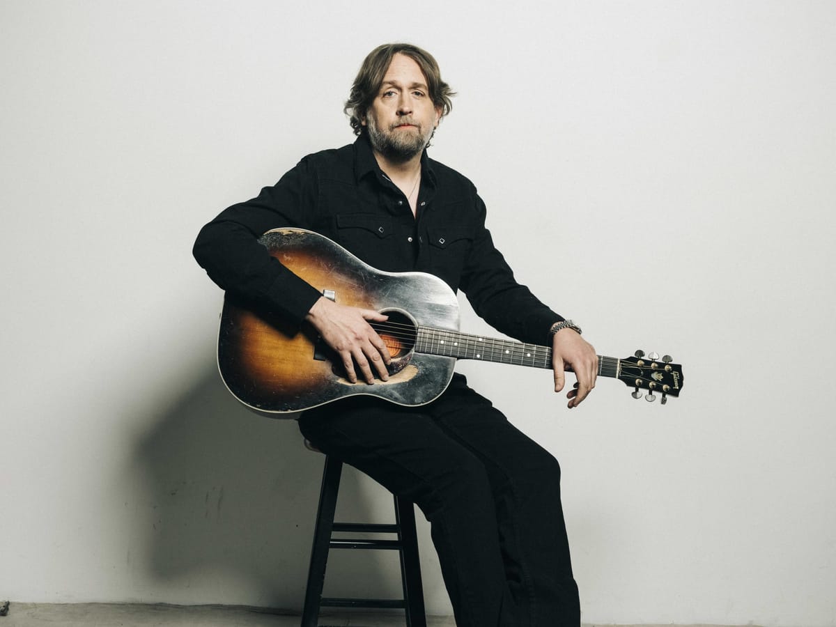 Issue #112: Hayes Carll — The DRTI Interview